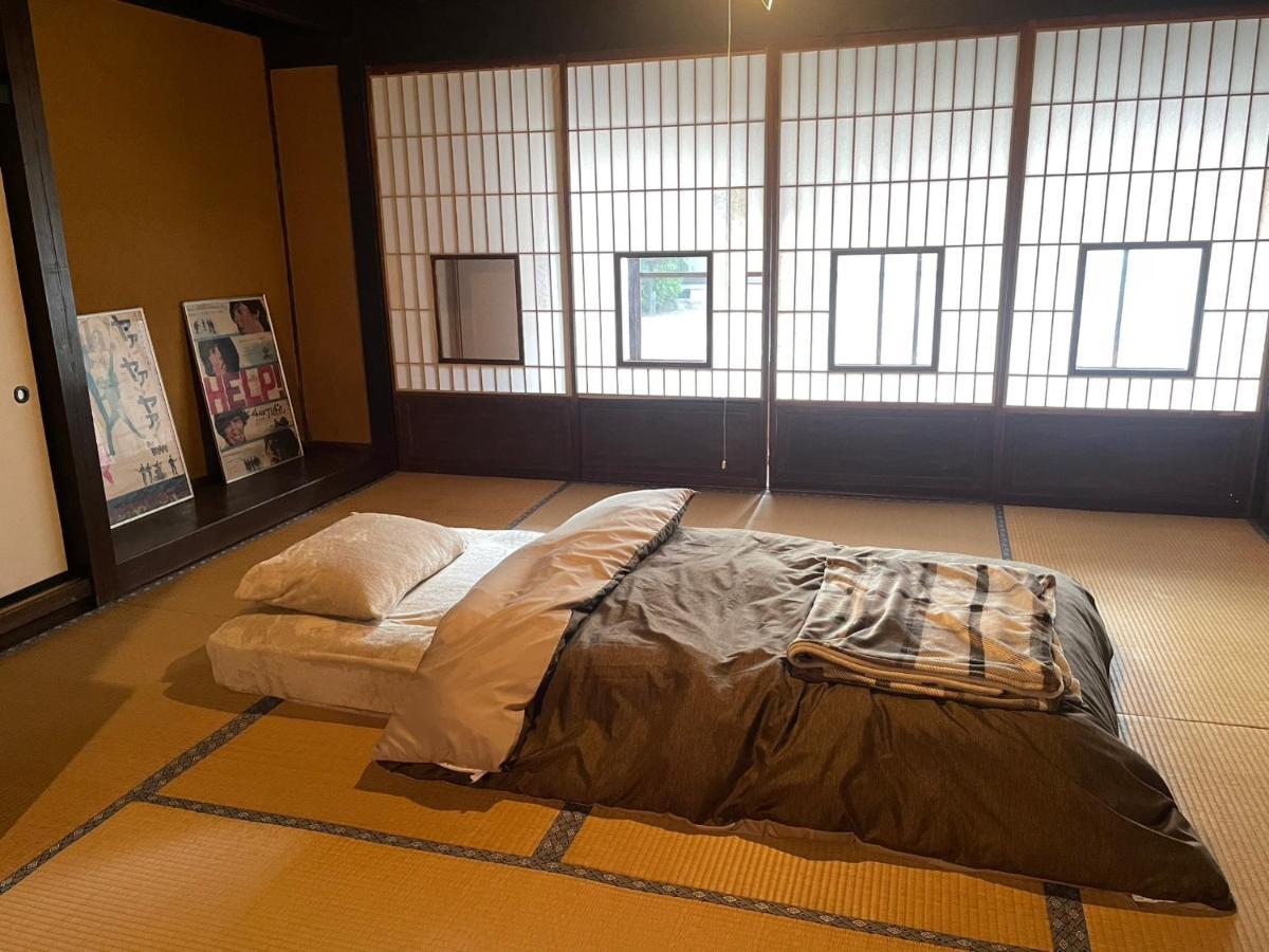 ゲストハウス　にじゅうよん Sakashita Eksteriør bilde